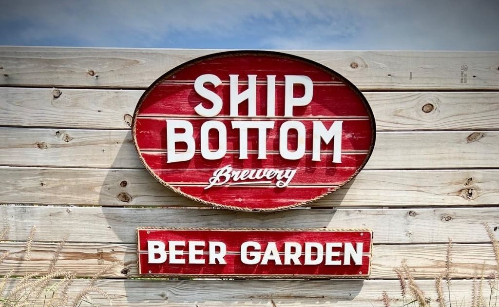 ship-bottom-header-1