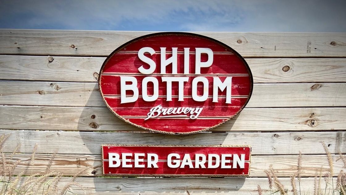 ship-bottom-header-1