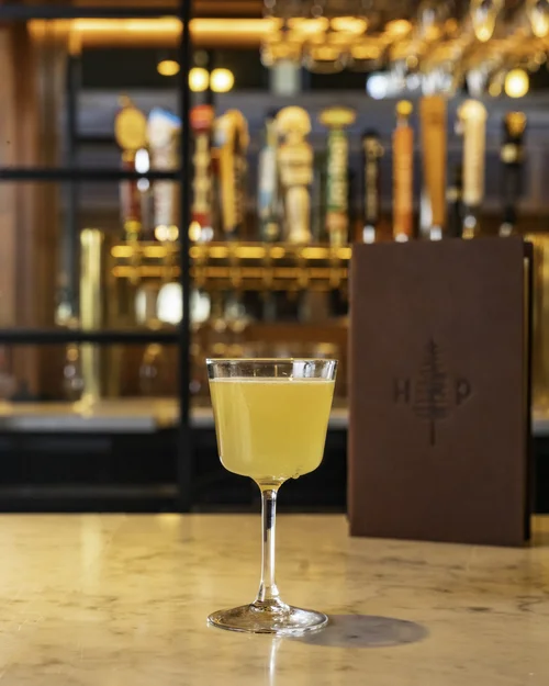 Hollow+Pines_Beverage_Feb26_Hepp-1