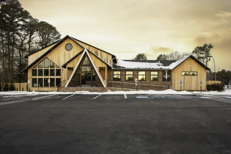 Hollow+Pines_Building_Feb26_Hepp-2