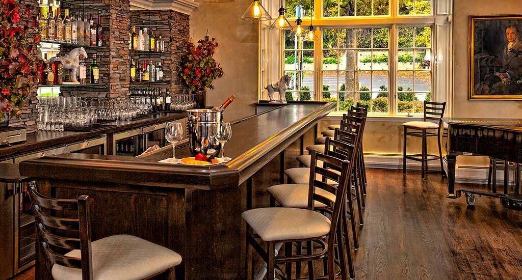 carriage-house-bar
