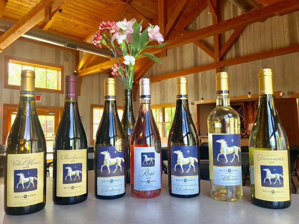 White+Horsey+Winery+wines