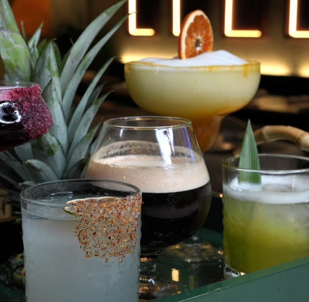 9_COCKTAILS_CARLOS_CASTILLO_-_Carlos_Castillo_1