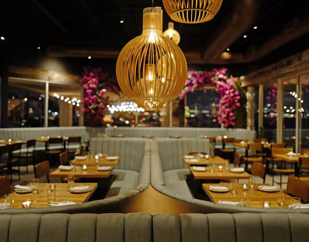 25137Taverna_Veranda_Dining_Room