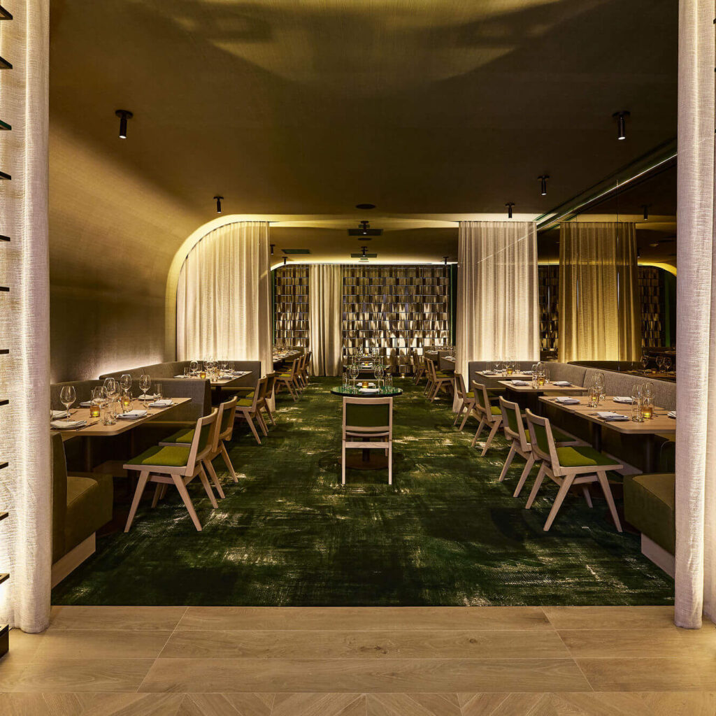 Blu-Livingston-Restaurant-Dining-1