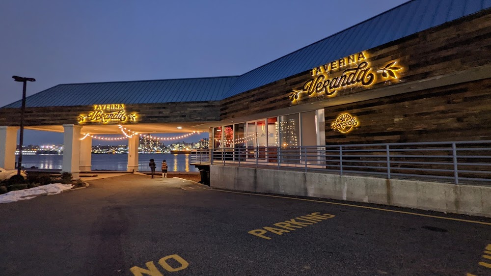 Taverna-Veranda_45f7891fd15355225d35e5a3c6e29d1b
